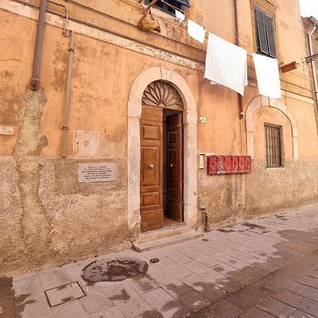 Onda Blu - Bilocale Con Aria Condizionata A Due Passi Dal Castello E Dal Torrione E Rivellino Apartment Piombino Exterior foto